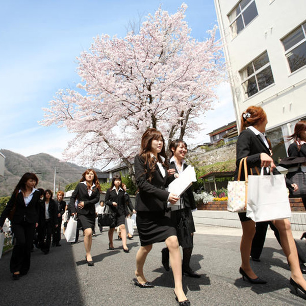 日本出国留学与日本技能工作签证有什么区别